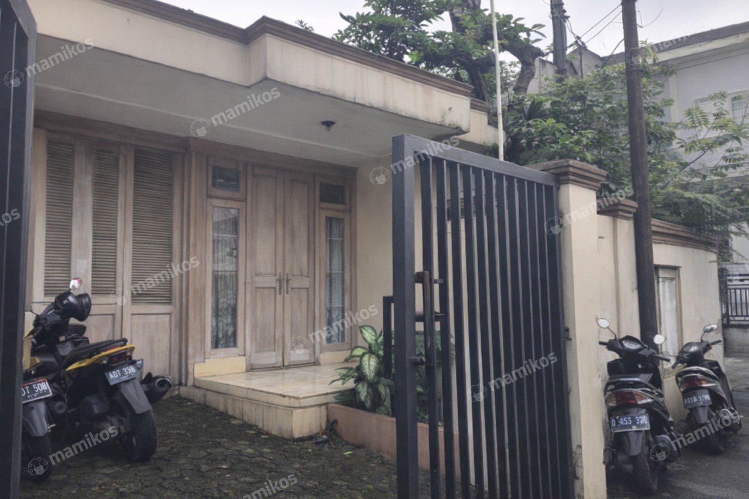 Rumah Sertifikat SHM 3 Kamar Tidur 2 Kamar Mandi Cipete Jakarta Selatan