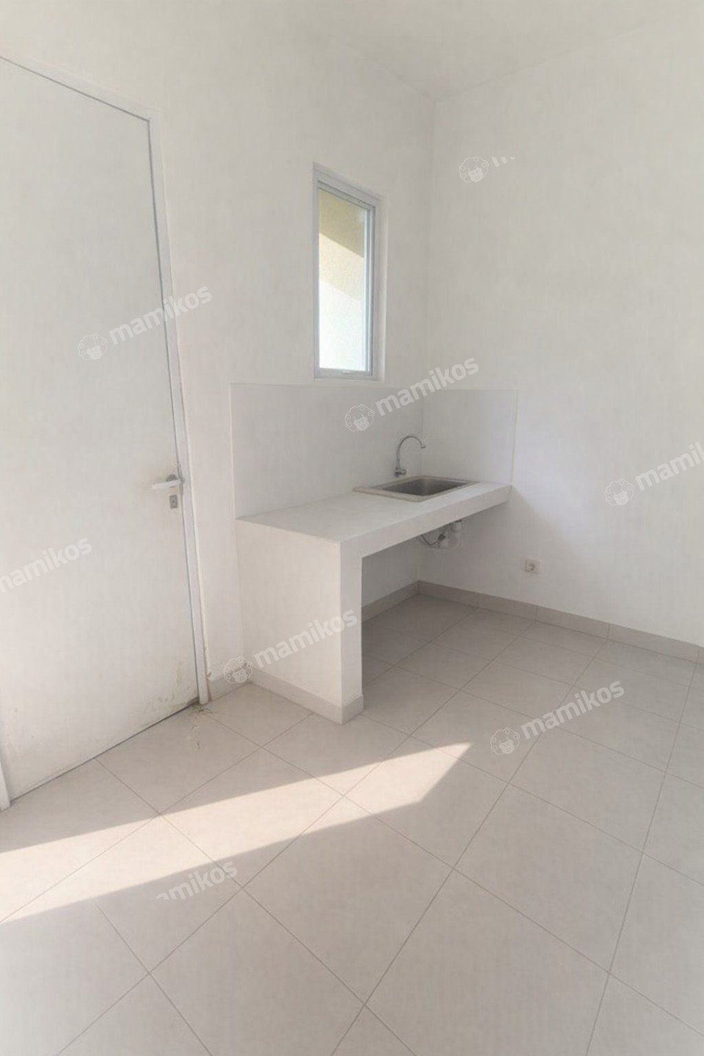 Rumah Sertifikat SHM 4 Kamar Tidur 3 Kamar Mandi Jakarta Garden City Jakarta Timur - Photo 4