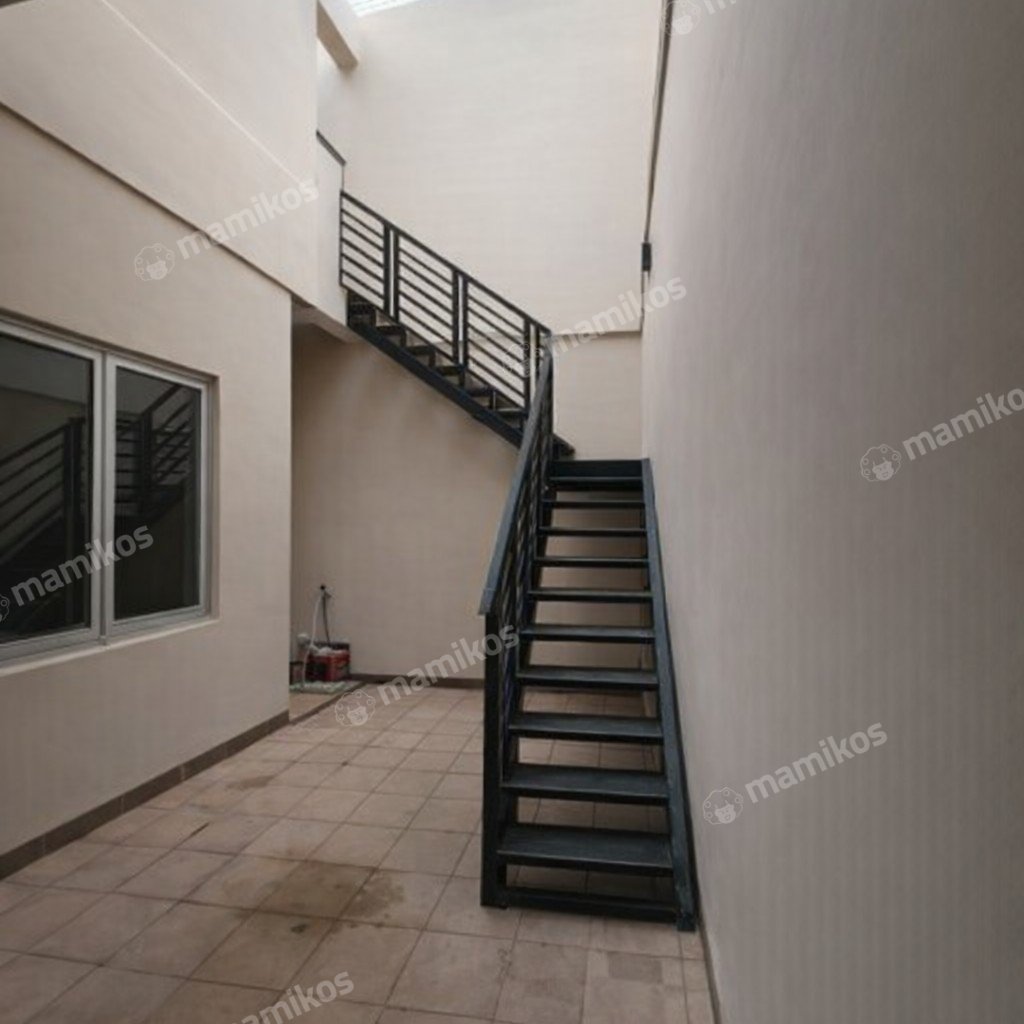 Rumah Sertifikat SHM 3 Kamar Tidur 2 Kamar Mandi Bojong Indah Jakarta Barat - Photo 2