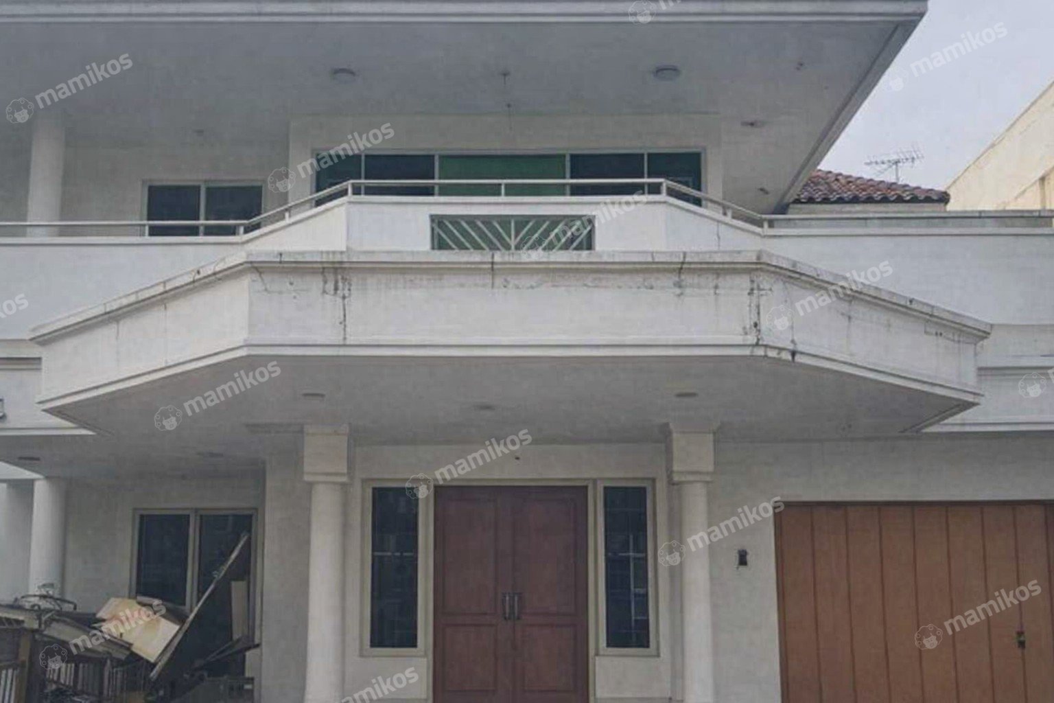 Rumah Sertifikat SHM 6 Kamar Tidur 5 Kamar Mandi Sunter Jakarta Utara