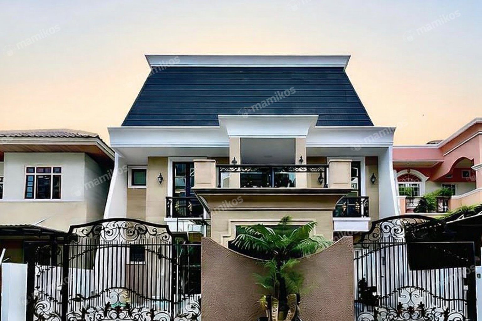 Rumah Sertifikat SHM 6 Kamar Tidur 7 Kamar Mandi Kelapa Gading Jakarta Utara