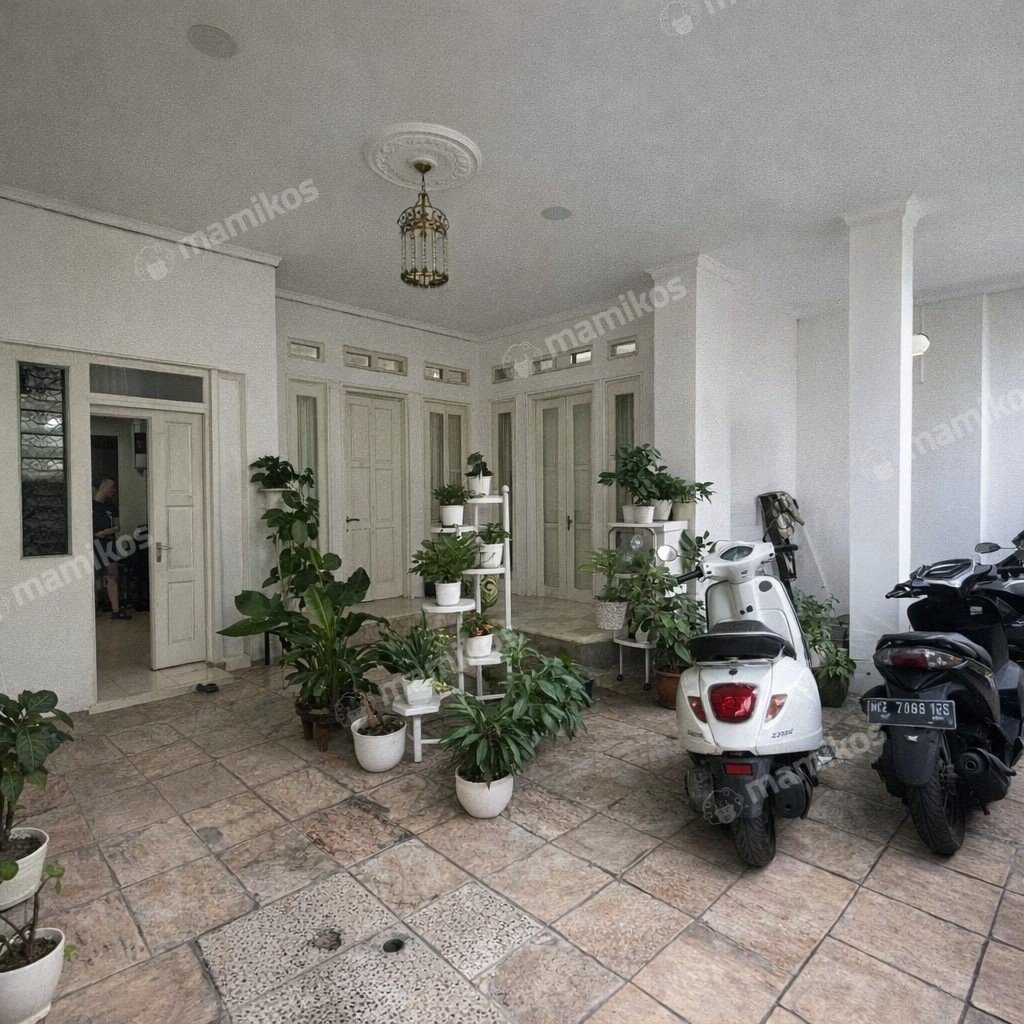 Rumah Sertifikat SHM 5 Kamar Tidur 5 Kamar Mandi Pondok Bambu Jakarta Timur - Photo 3
