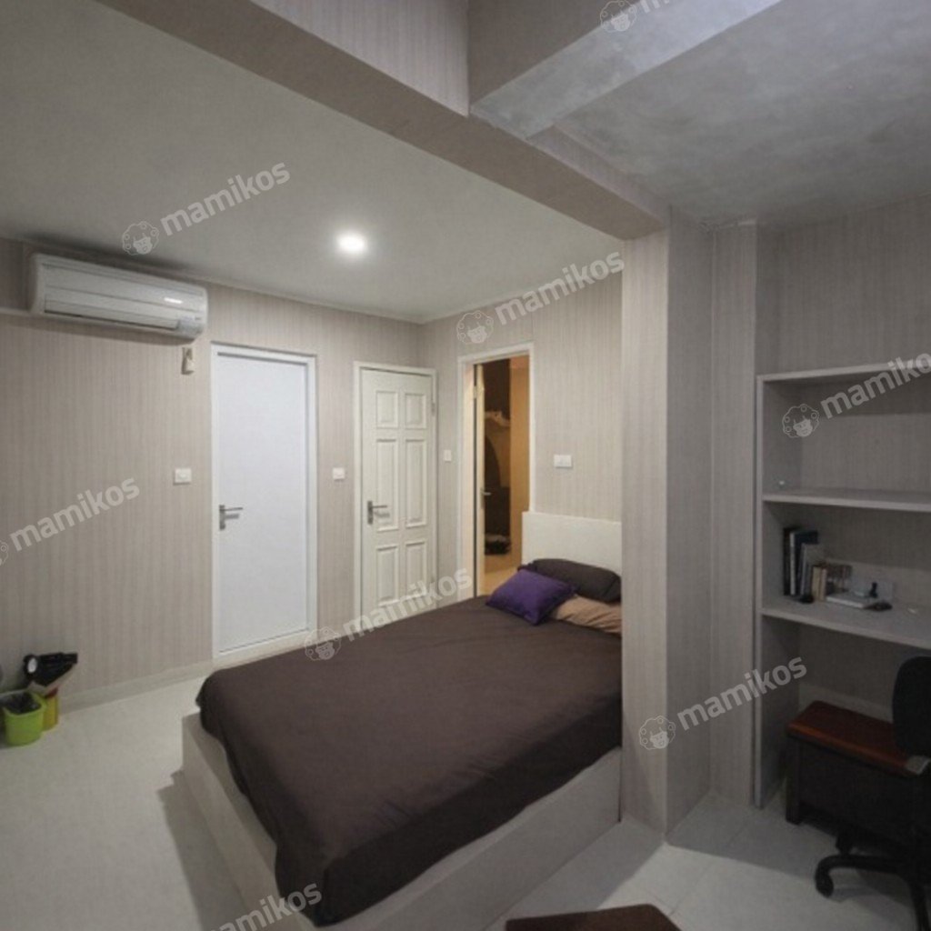 Rumah Sertifikat SHM 5 Kamar Tidur 5 Kamar Mandi Pondok Bambu Jakarta Timur - Photo 5