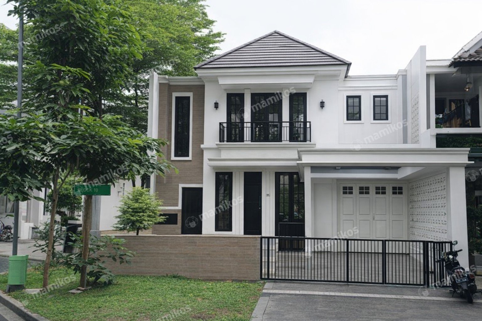 Rumah Sertifikat SHM 4 Kamar Tidur 3 Kamar Mandi Citra Grand Jakarta Timur