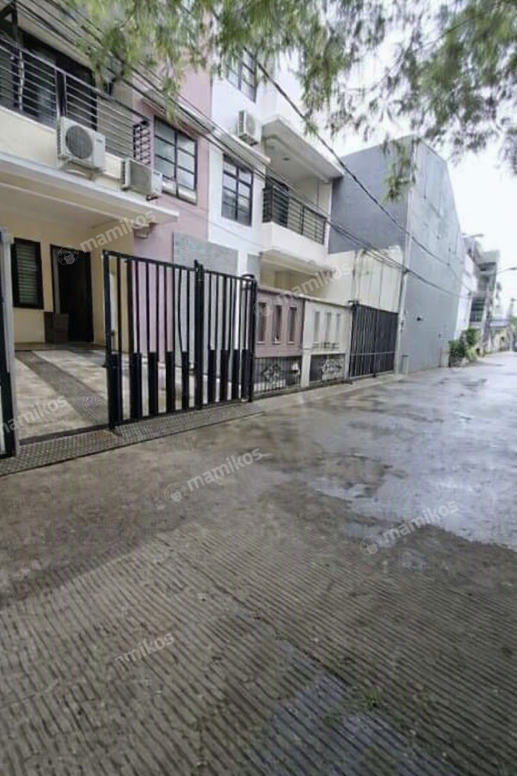 Rumah Sertifikat SHM 3 Kamar Tidur 3 Kamar Mandi Kelapa Gading Jakarta Utara - Photo 2