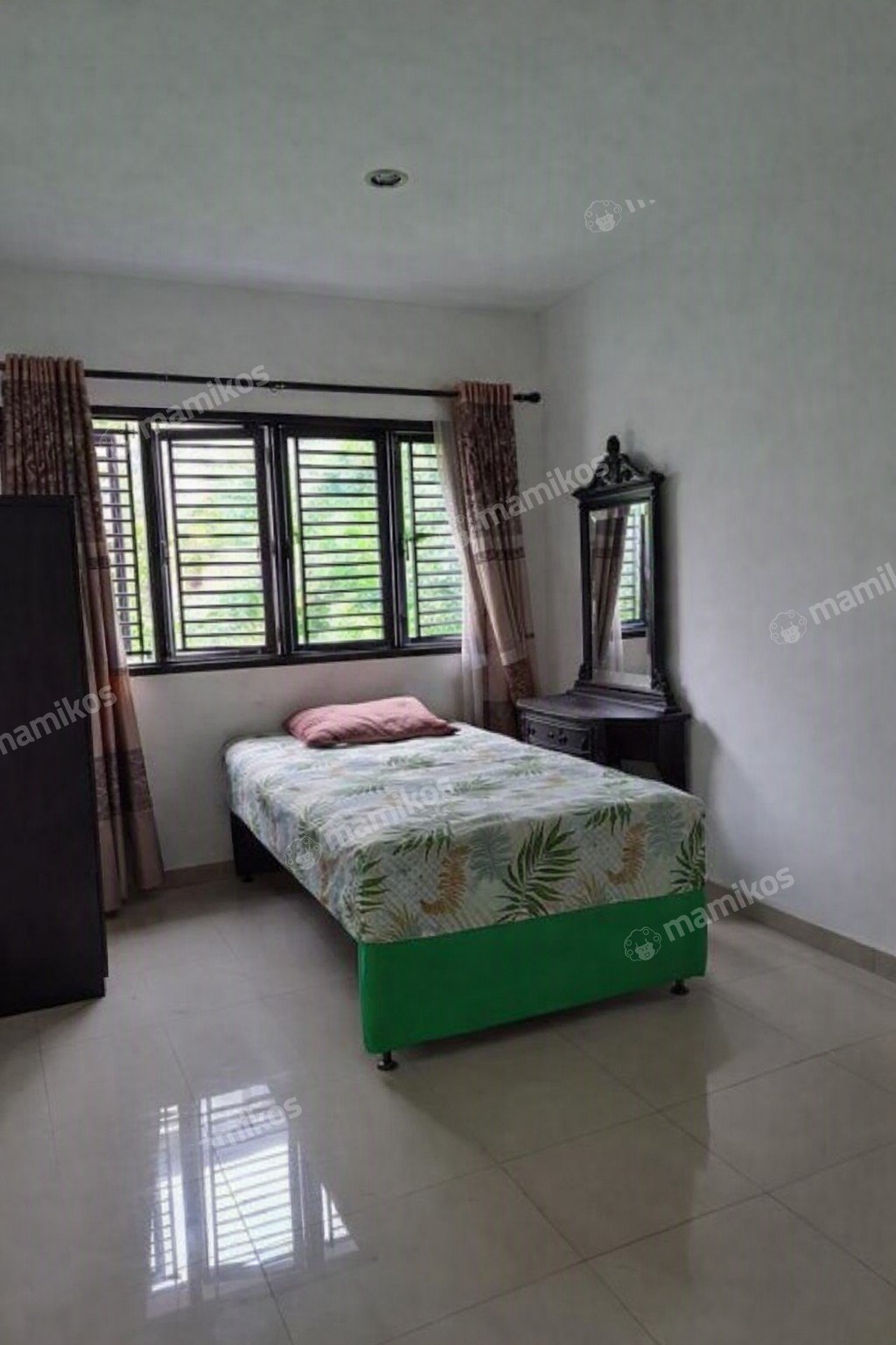 Rumah Sertifikat SHM 3 Kamar Tidur 3 Kamar Mandi Kelapa Gading Jakarta Utara - Photo 5