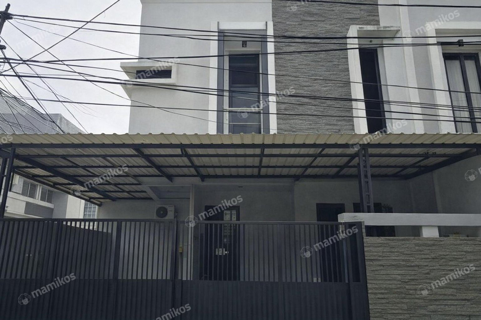 Rumah 4KT 4KM Taman Ratu Jakarta Barat