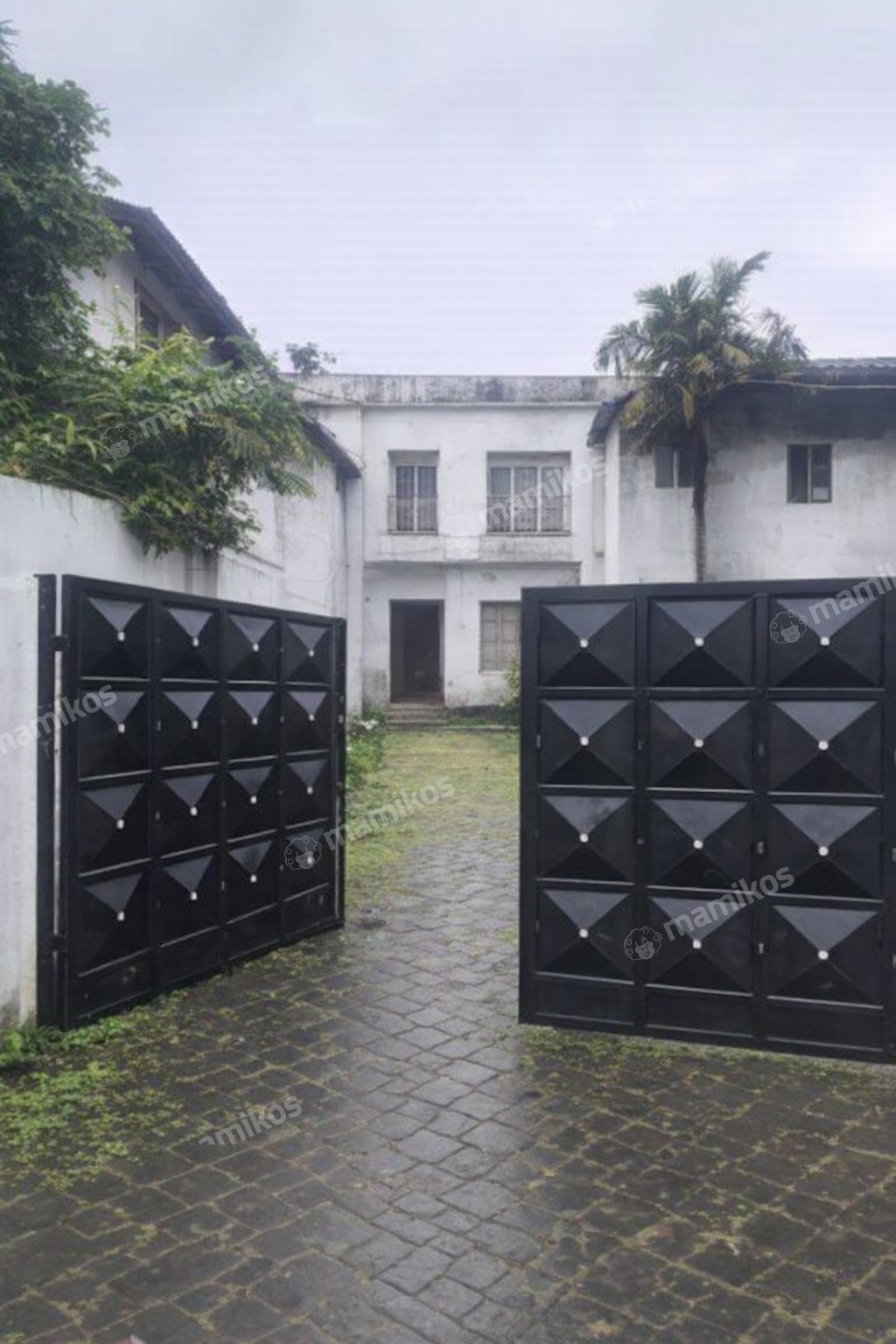Rumah Sertifikat SHM 6 Kamar Tidur 4 Kamar Mandi Kemang Jakarta Selatan - Photo 2