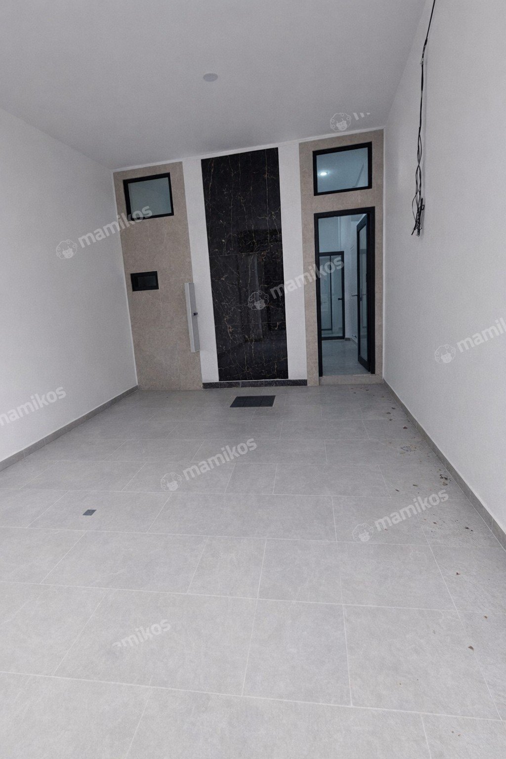 Rumah Sertifikat SHM 4 Kamar Tidur 3 Kamar Mandi Tanjung Duren Jakarta Barat - Photo 2