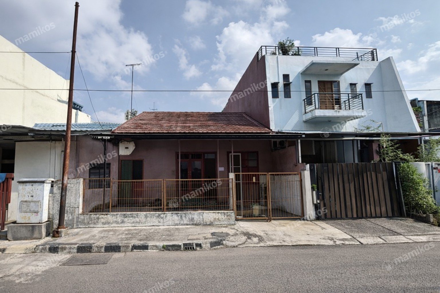 Rumah Sertifikat SHM 4 Kamar Tidur 2 Kamar Mandi Cakung Jakarta Timur