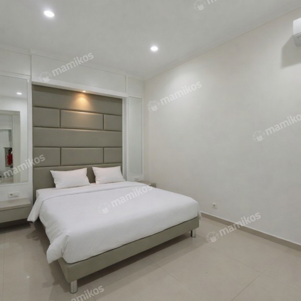 Rumah Sertifikat SHM 4 Kamar Tidur 4 Kamar Mandi Intercon Jakarta Barat - Photo 4