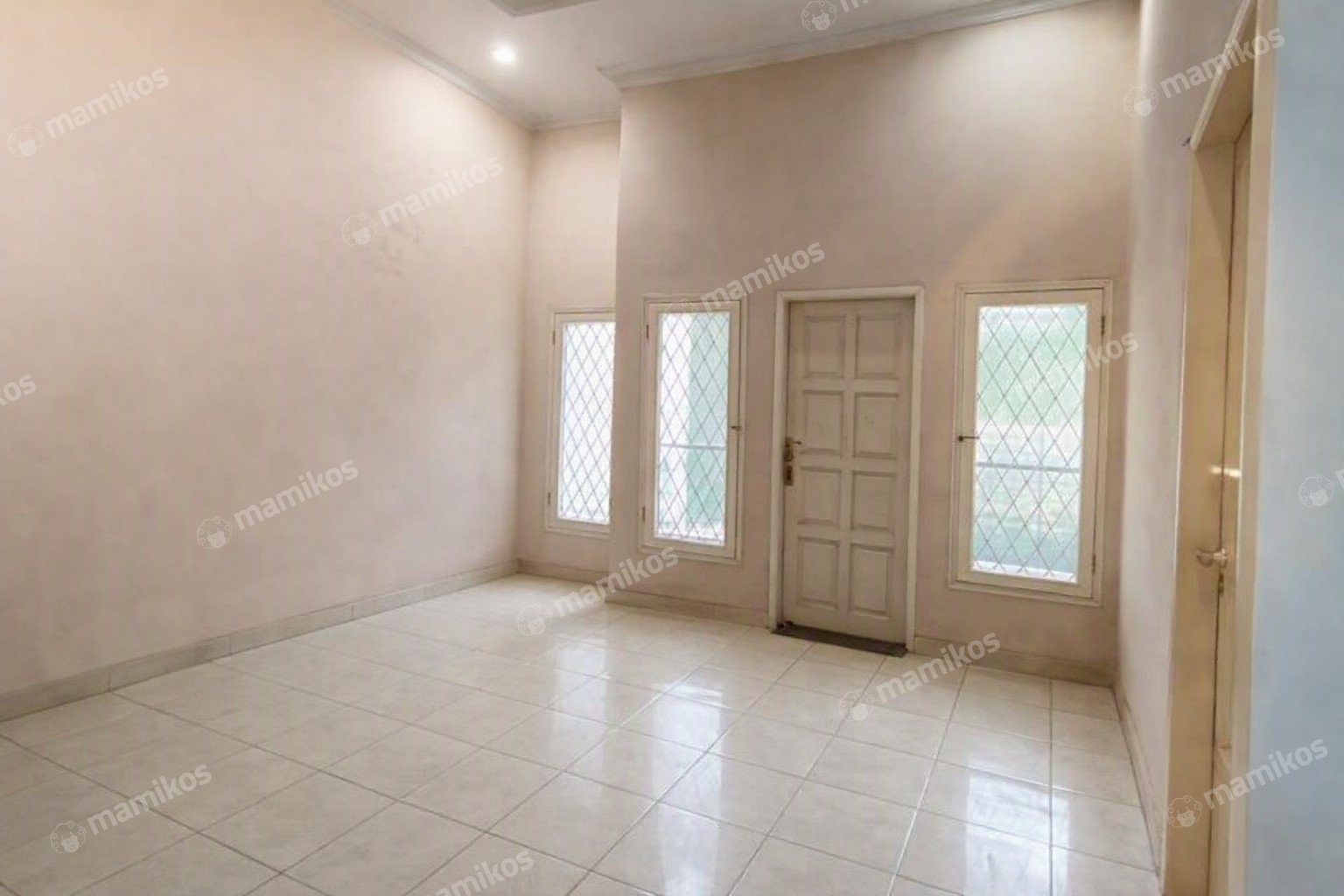 Rumah Sertifikat SHM 5 Kamar Tidur 3 Kamar Mandi Sunter Jakarta Utara - Photo 4