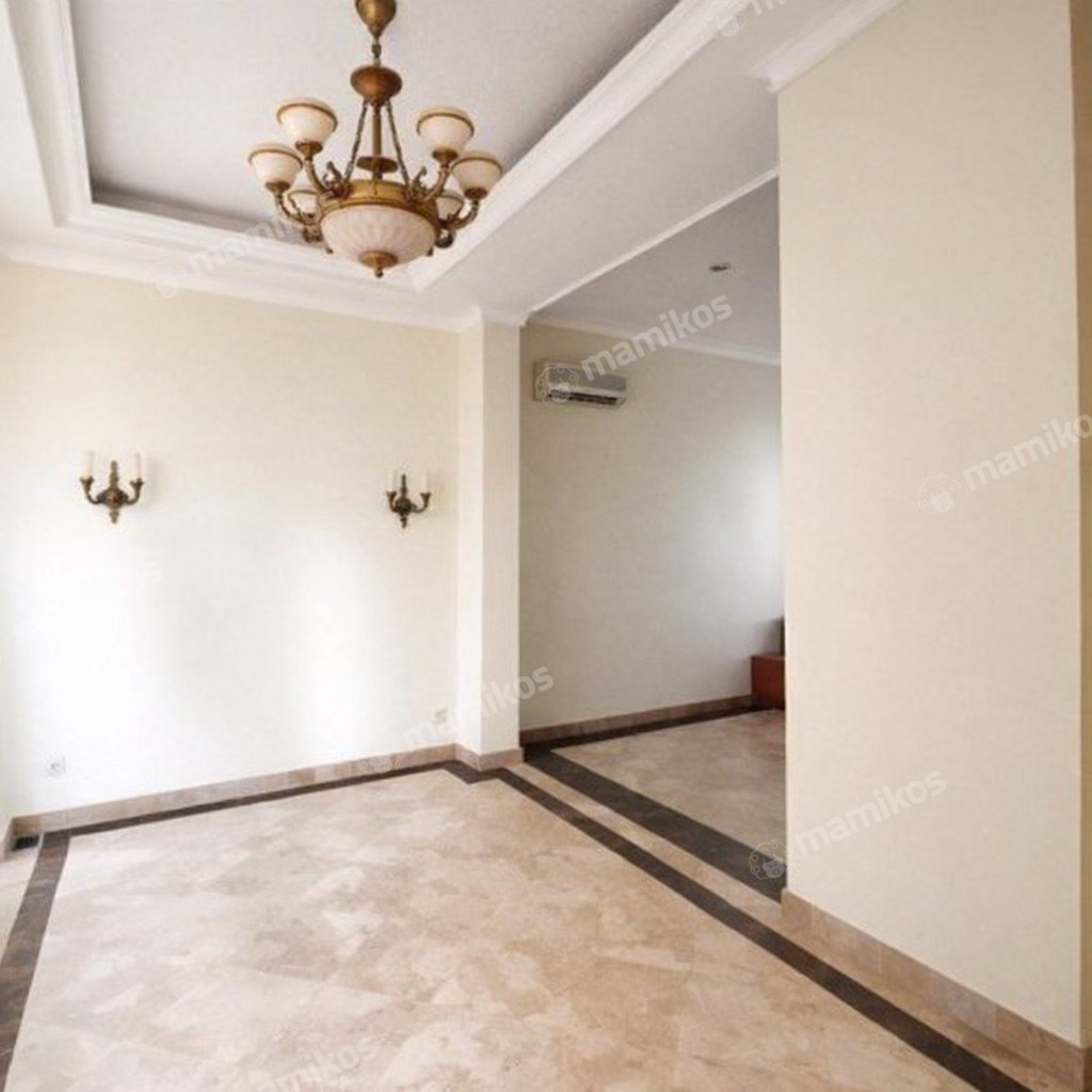 Rumah Sertifikat SHM 4 Kamar Tidur 4 Kamar Mandi Kebayoran Baru Jakarta Selatan - Photo 4