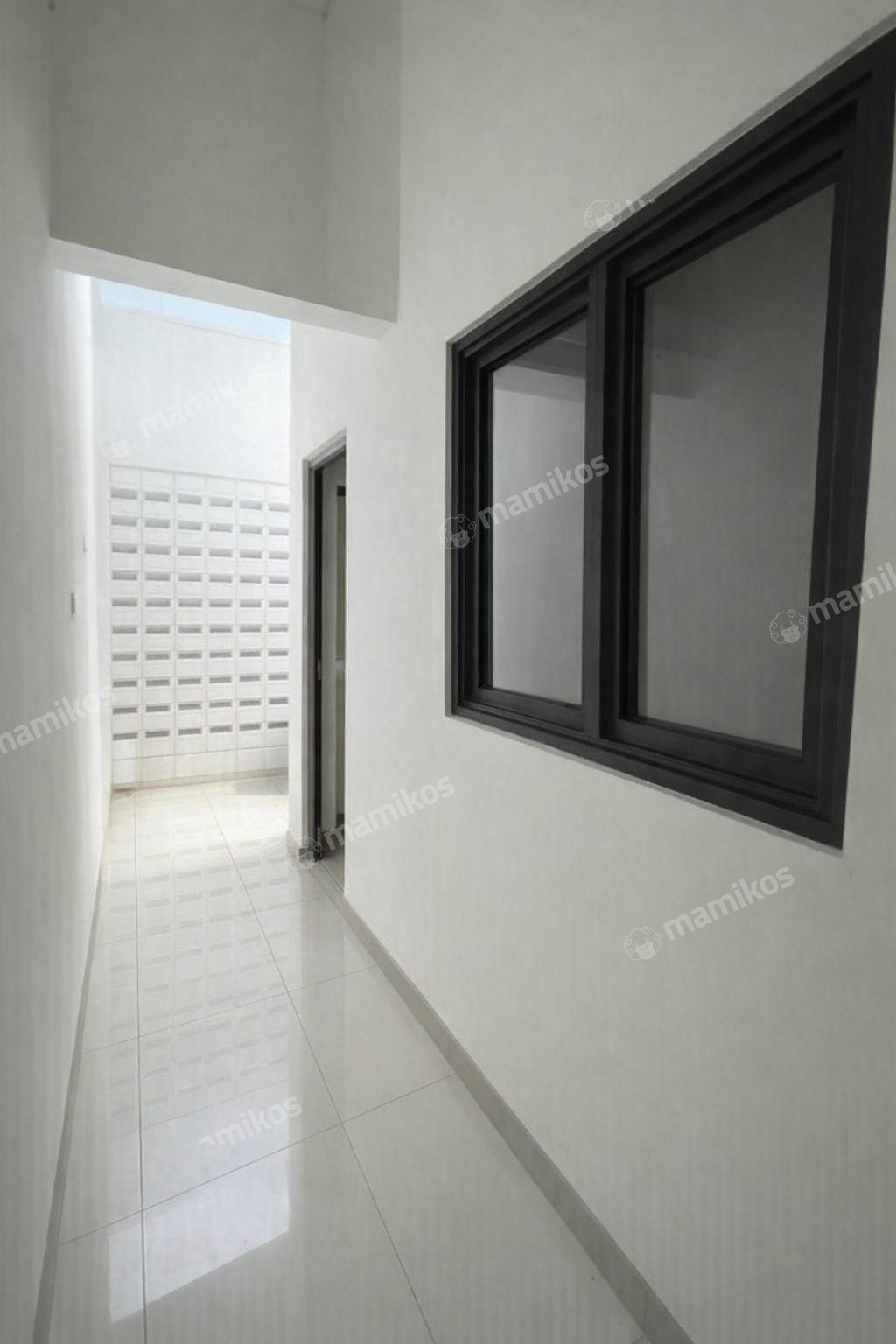 Rumah Sertifikat SHM 3 Kamar Tidur 2 Kamar Mandi Palmerah Jakarta Barat - Photo 3