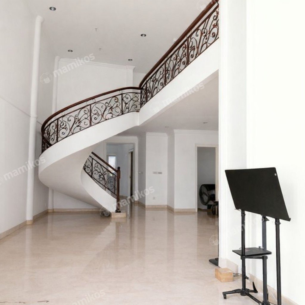 Rumah Sertifikat SHM 5 Kamar Tidur 5 Kamar Mandi Jatinegara Jakarta Timur - Photo 5