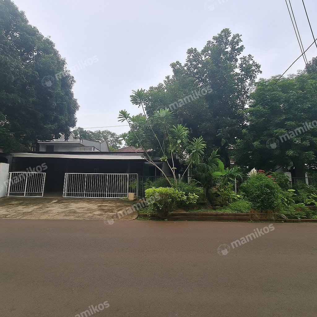 Rumah Sertifikat SHM 3 Kamar Tidur 2 Kamar Mandi Kebayoran Baru Jakarta Selatan - Photo 2