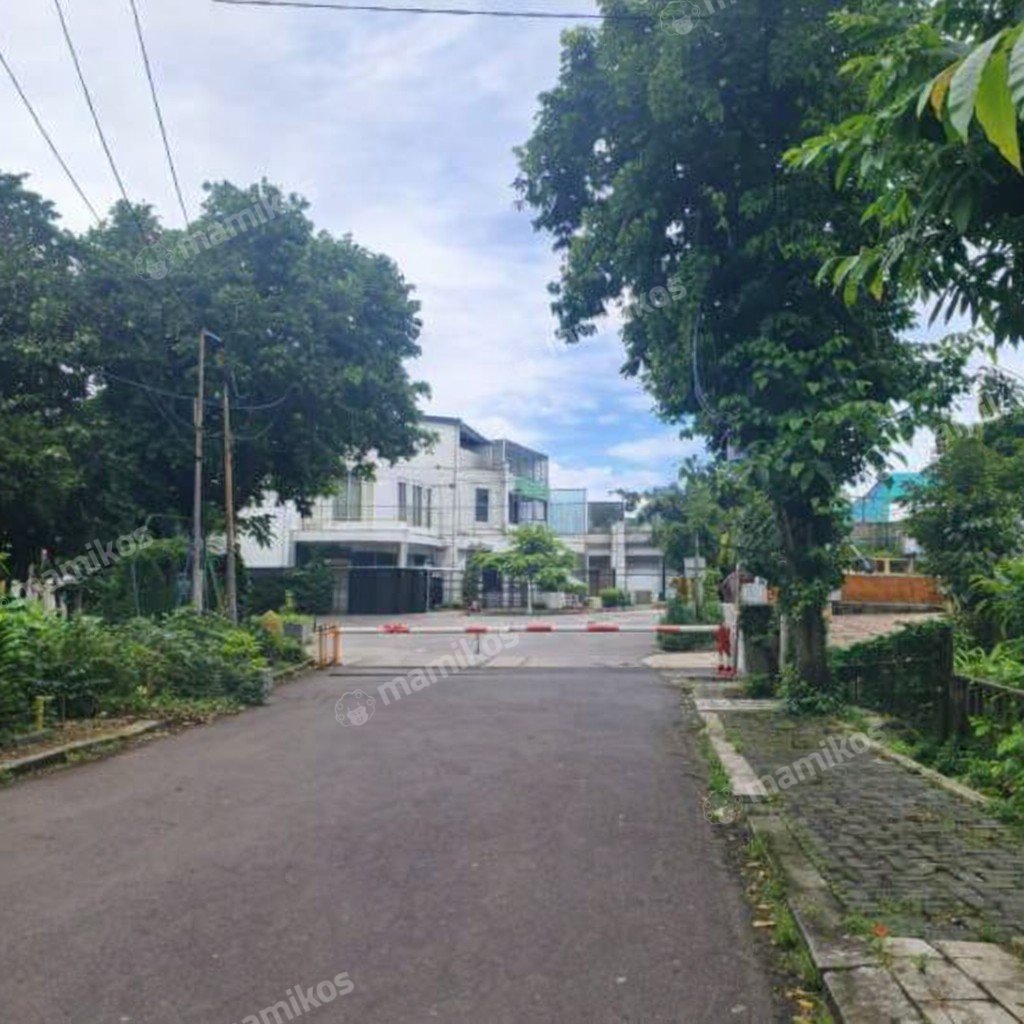 Rumah Sertifikat SHM 3 Kamar Tidur 2 Kamar Mandi Kebayoran Baru Jakarta Selatan - Photo 3