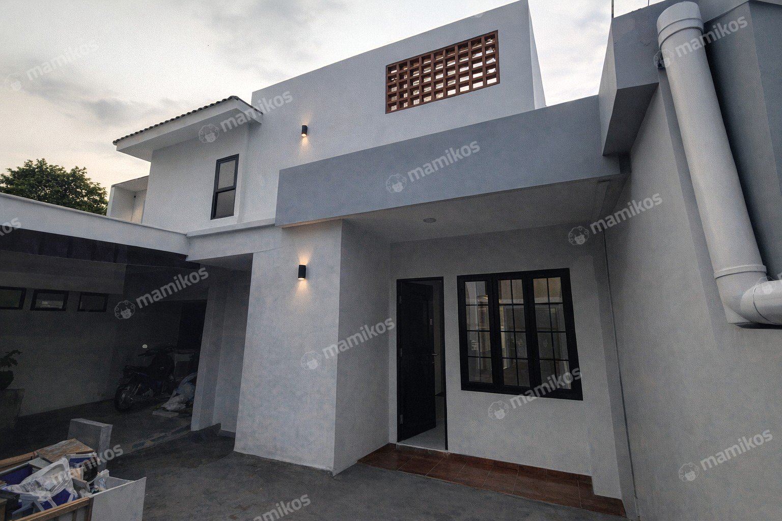 Rumah Sertifikat SHM 5 Kamar Tidur 4 Kamar Mandi Sektor 1 - Bintaro Jakarta Selatan - Photo 4