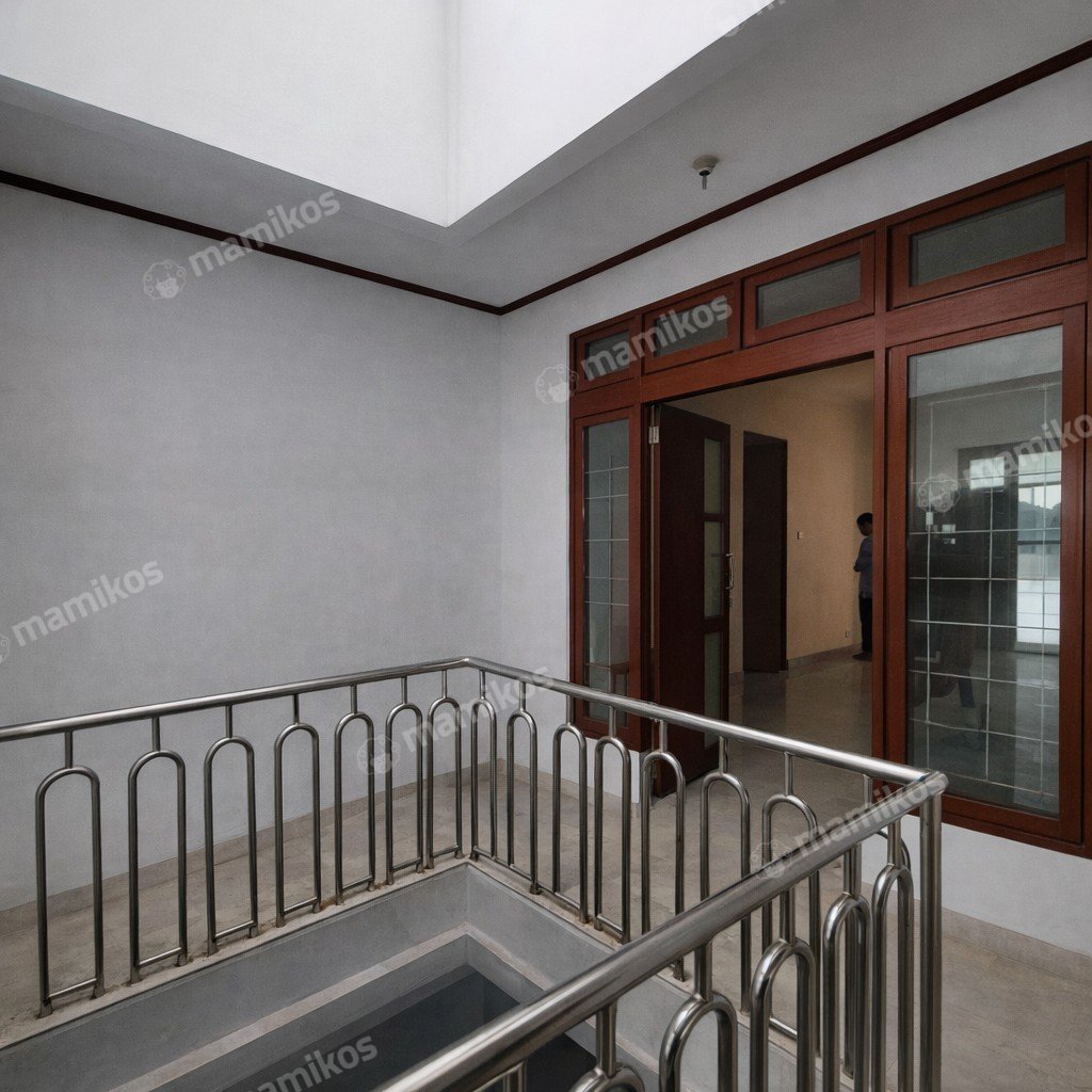 Rumah Sertifikat SHM 3 Kamar Tidur 4 Kamar Mandi Pondok Indah Jakarta Selatan - Photo 2