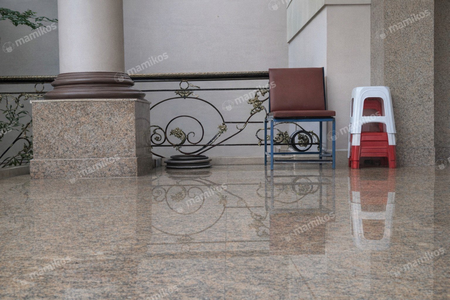 Rumah Sertifikat SHM 6 Kamar Tidur 4 Kamar Mandi Puri Indah Jakarta Barat - Photo 4