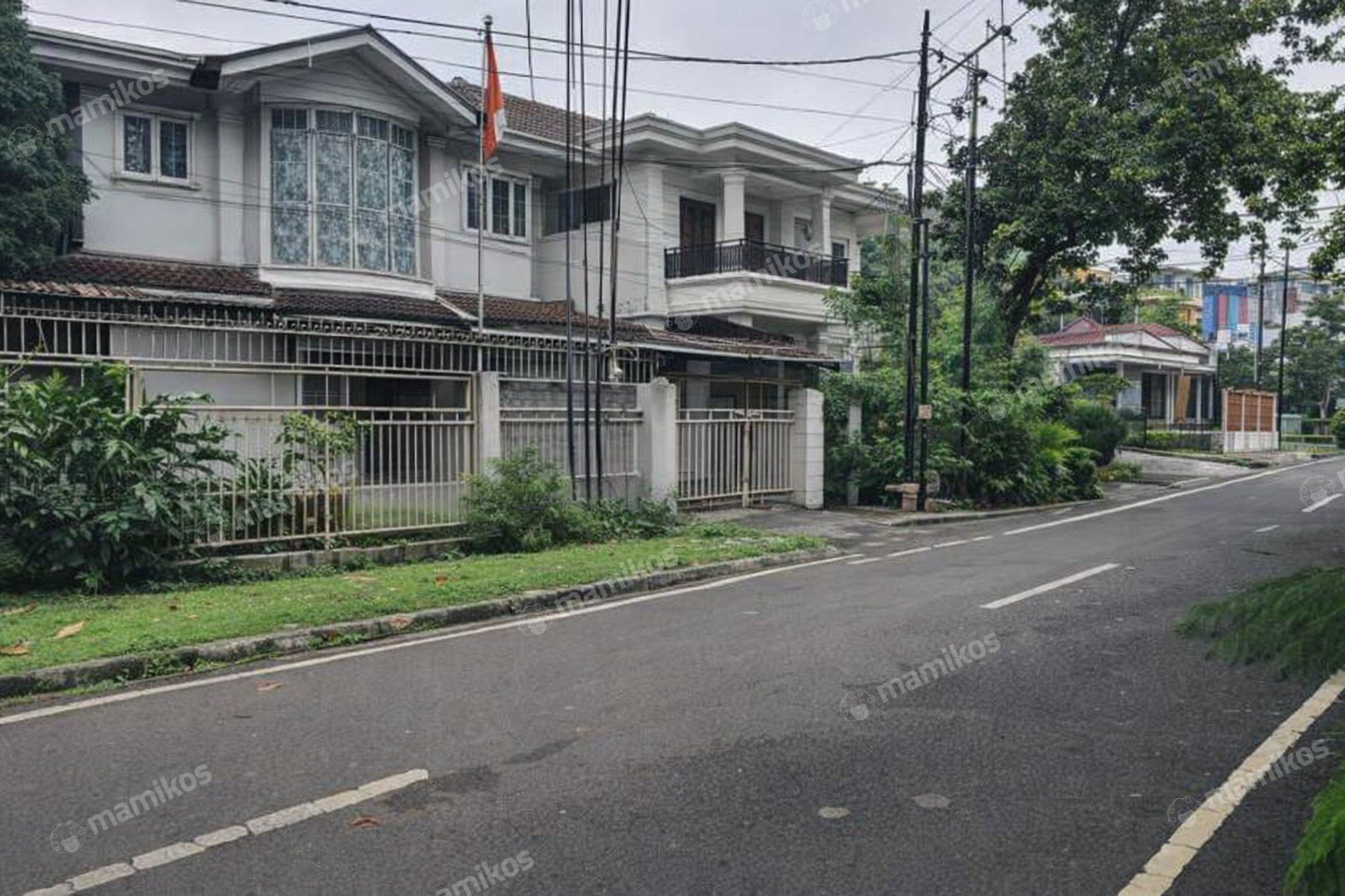 Rumah Sertifikat SHM 4 Kamar Tidur 3 Kamar Mandi Kayu Putih Jakarta Timur
