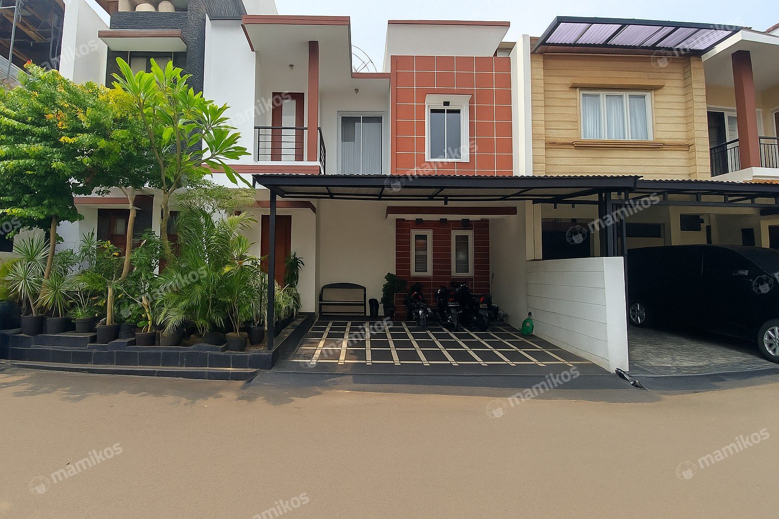 Rumah Sertifikat SHM 5 Kamar Tidur 5 Kamar Mandi Mampang Prapatan Jakarta Selatan