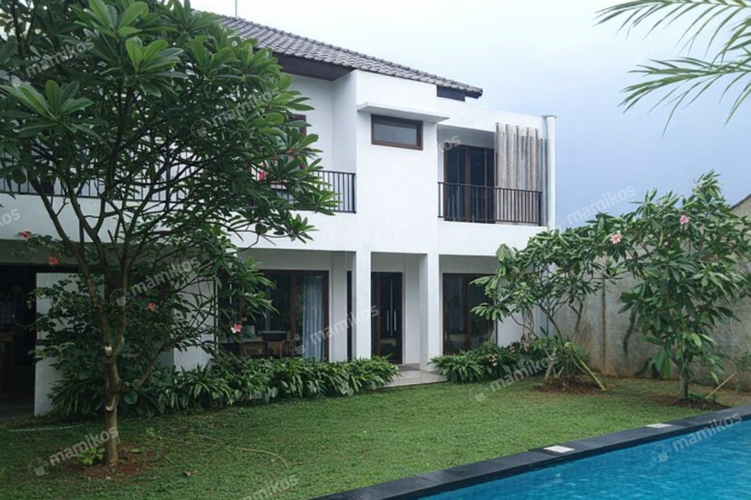 Rumah Sertifikat SHM 4 Kamar Tidur 3 Kamar Mandi Cilandak Jakarta Selatan