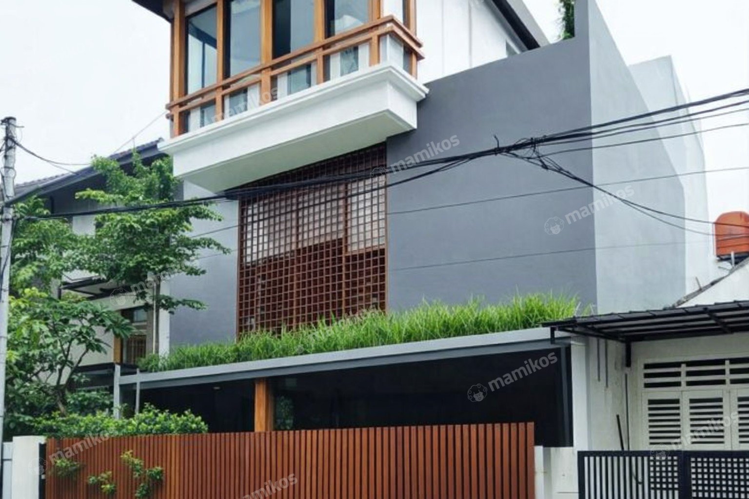 Rumah Sertifikat SHM 4 Kamar Tidur 4 Kamar Mandi Pondok Indah Jakarta Selatan