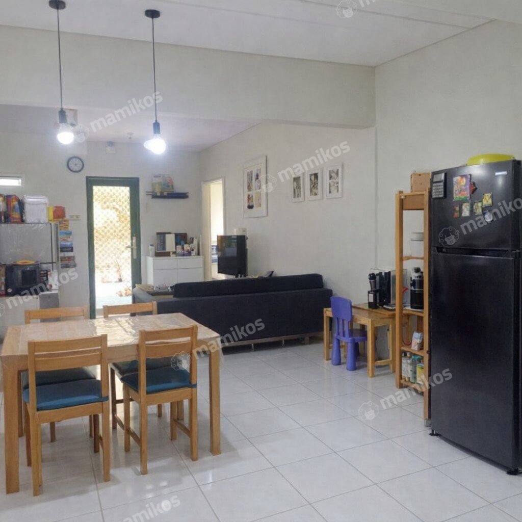 Rumah Sertifikat SHM 4 Kamar Tidur 2 Kamar Mandi Joglo Jakarta Barat - Photo 2