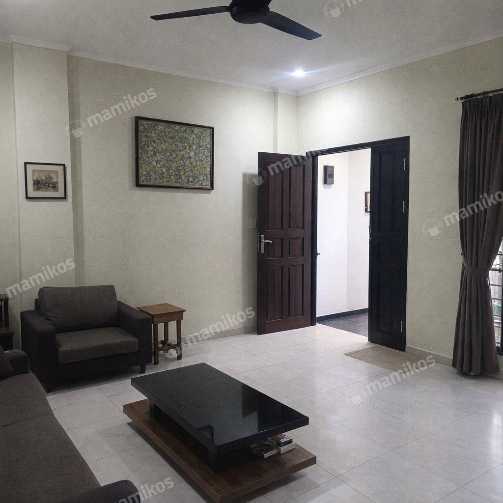 Rumah Sertifikat HGB 3 Kamar Tidur 3 Kamar Mandi Ciracas Jakarta Timur - Photo 5
