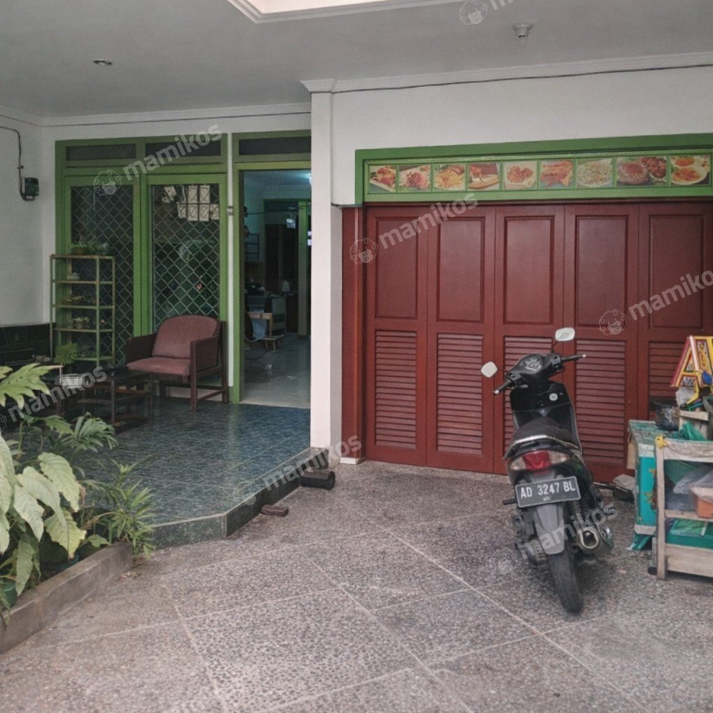 Rumah Sertifikat SHM 7 Kamar Tidur 5 Kamar Mandi Pondok Bambu Jakarta Timur - Photo 4