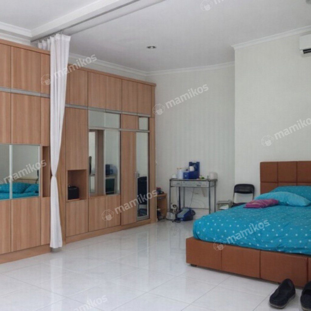 Rumah Sertifikat SHM 4 Kamar Tidur 7 Kamar Mandi Cipinang Jakarta Timur - Photo 4