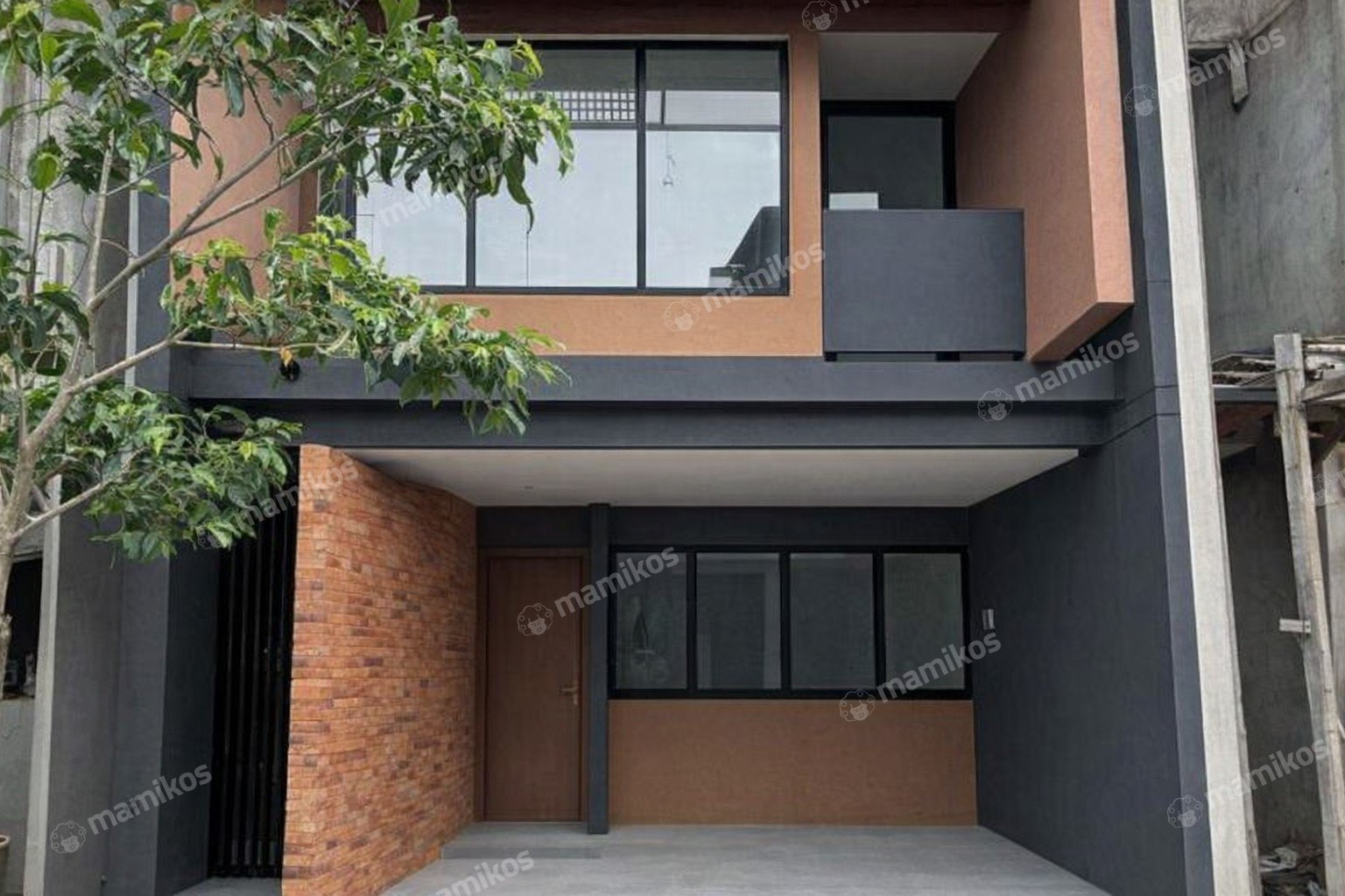 Rumah Sertifikat SHM 4 Kamar Tidur 4 Kamar Mandi Kemang Jakarta Selatan