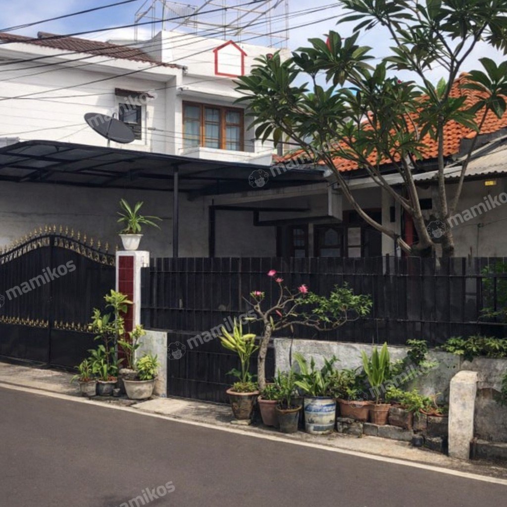 Rumah Sertifikat SHM 3 Kamar Tidur 1 Kamar Mandi Kemang Jakarta Selatan - Photo 4