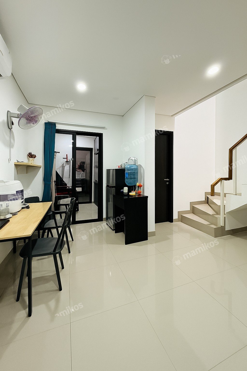 Rumah Sertifikat SHM 3 Kamar Tidur 2 Kamar Mandi Metland Puri Jakarta Barat - Photo 2