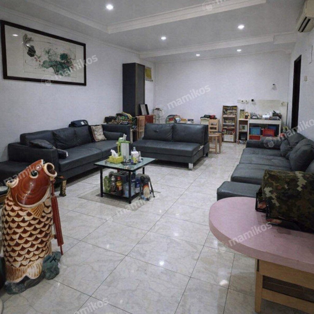 Rumah Sertifikat SHM 3 Kamar Tidur 2 Kamar Mandi Permata Buana Jakarta Barat - Photo 2
