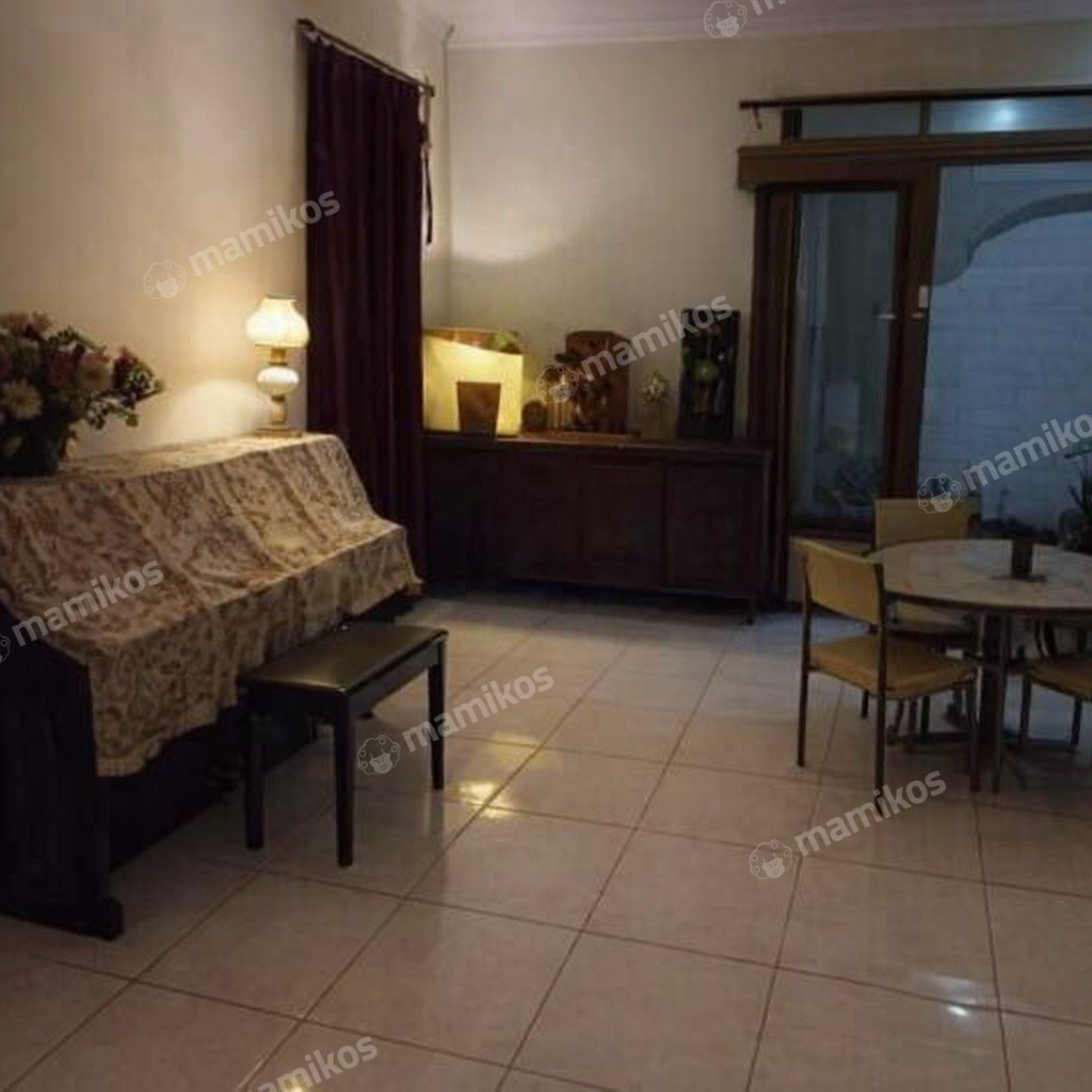 Rumah Sertifikat SHM 7 Kamar Tidur 7 Kamar Mandi Pulomas Jakarta Timur - Photo 5