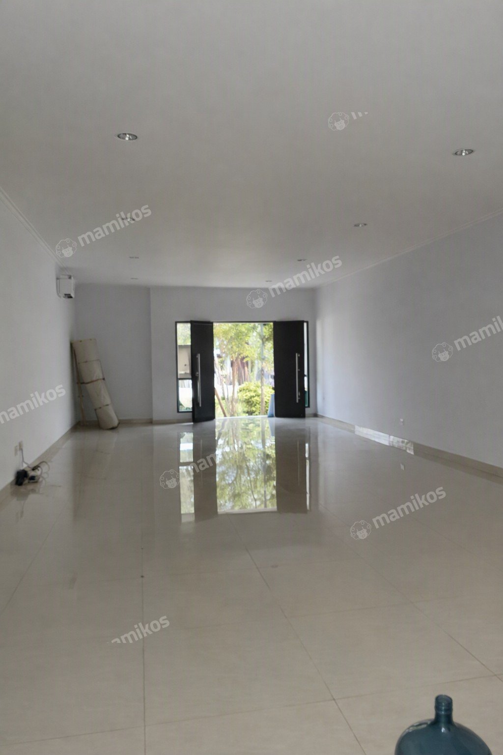 Rumah Sertifikat SHM 4 Kamar Tidur 4 Kamar Mandi Pantai Indah Kapuk Jakarta Utara - Photo 3