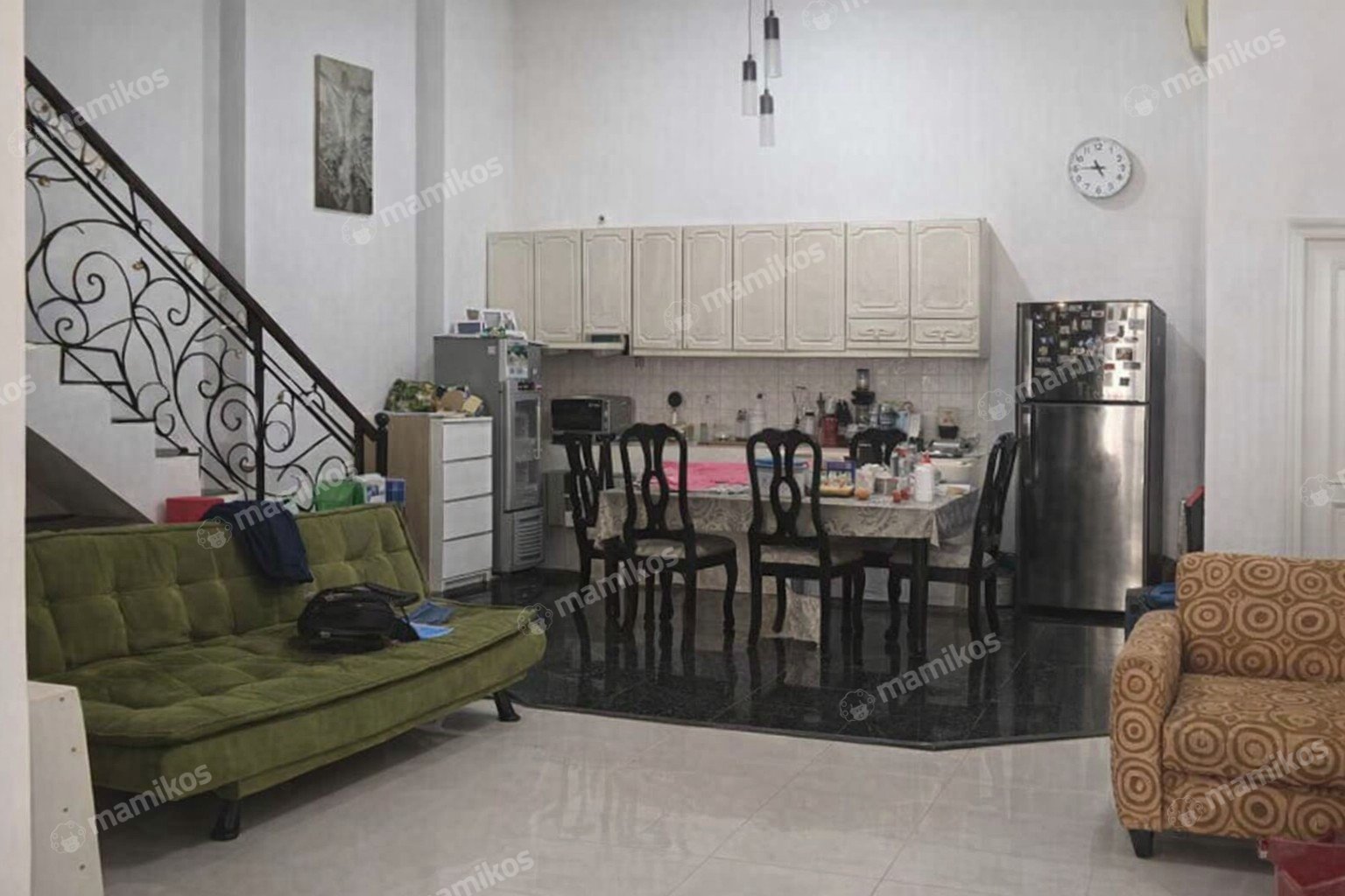 Rumah Sertifikat SHM 5 Kamar Tidur 3 Kamar Mandi Taman Surya Jakarta Barat