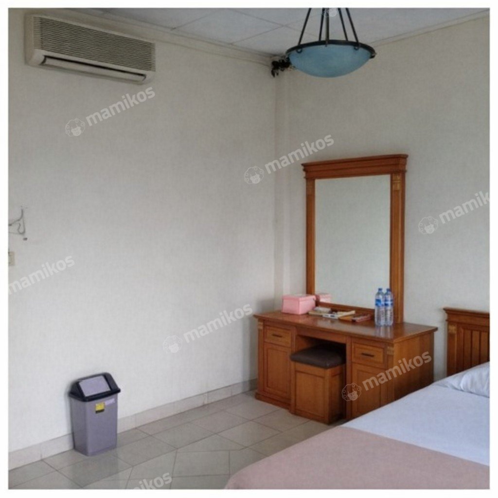 Rumah Sertifikat SHM 9 Kamar Tidur 7 Kamar Mandi Tebet Jakarta Selatan - Photo 3
