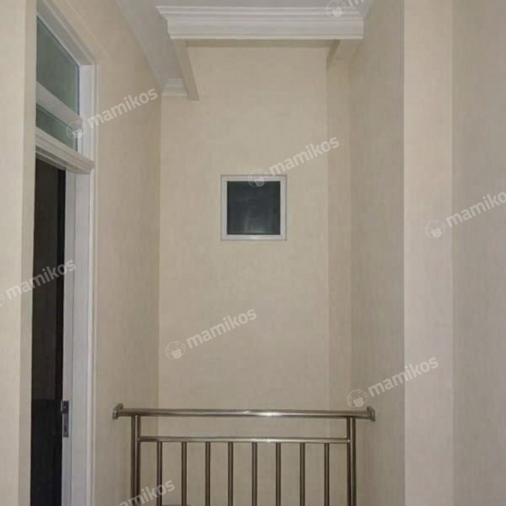 Rumah Sertifikat SHM 4 Kamar Tidur 4 Kamar Mandi Taman Surya Jakarta Barat - Photo 4