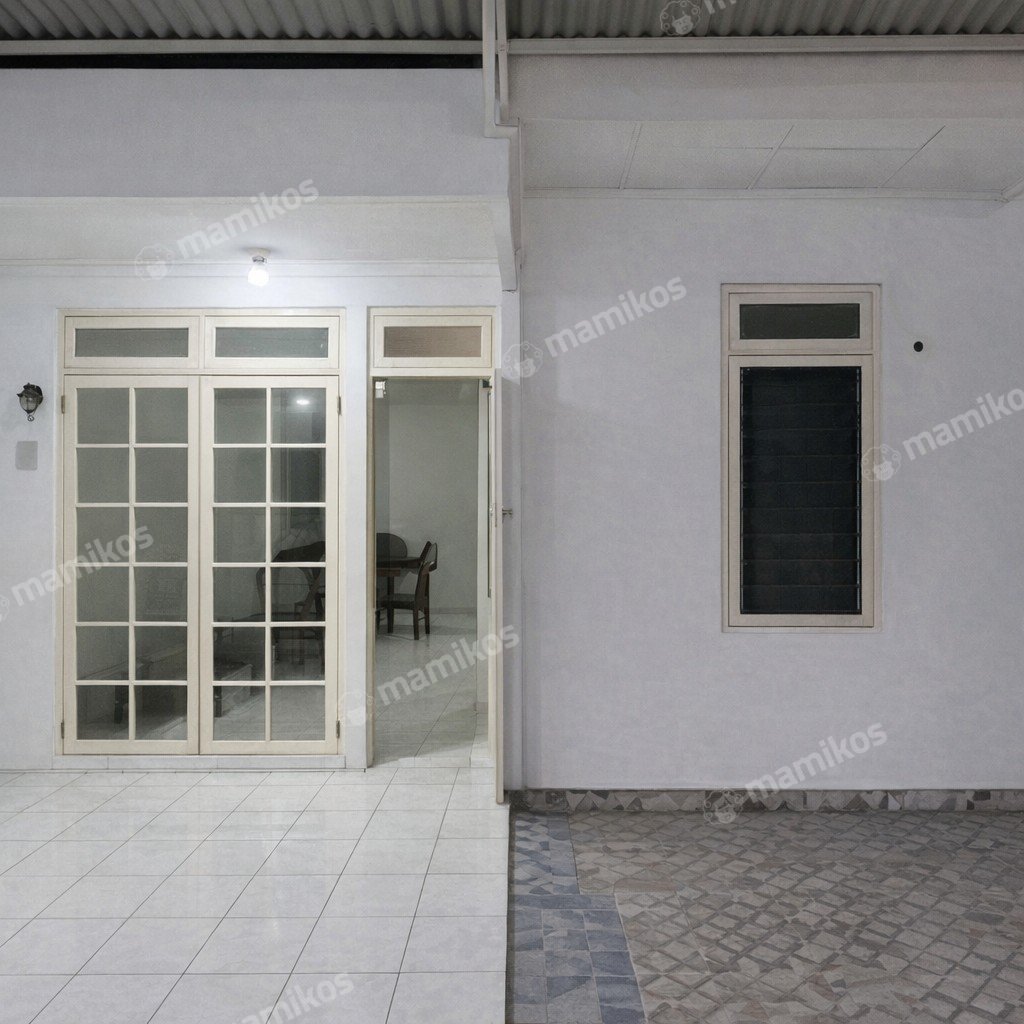 Rumah Sertifikat SHM 2 Kamar Tidur 2 Kamar Mandi Sunter Jakarta Utara - Photo 2