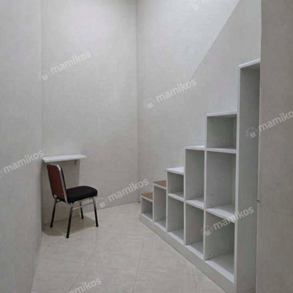 Rumah Sertifikat SHM 12 Kamar Tidur 12 Kamar Mandi Tanjung Duren Jakarta Barat - Photo 3