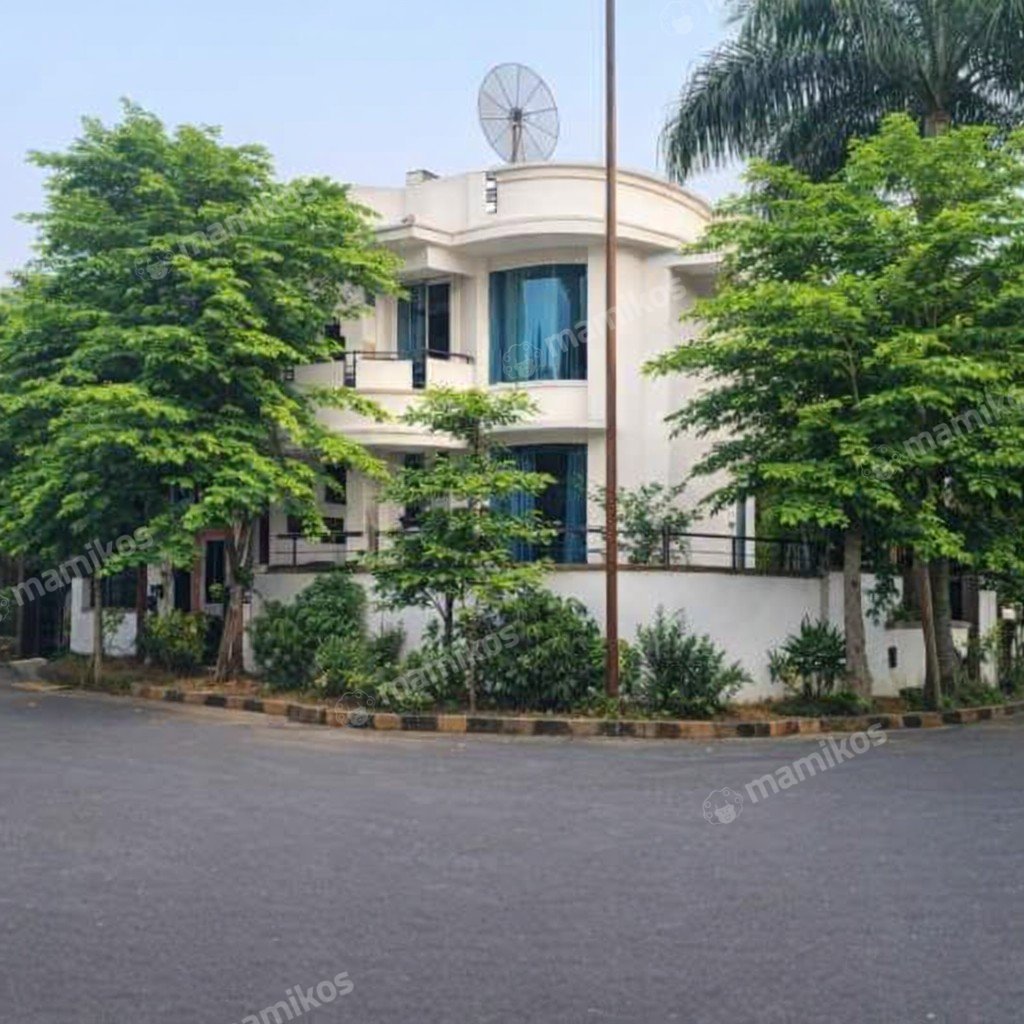 Rumah Sertifikat SHM 4 Kamar Tidur 3 Kamar Mandi Permata Buana Jakarta Barat - Photo 2