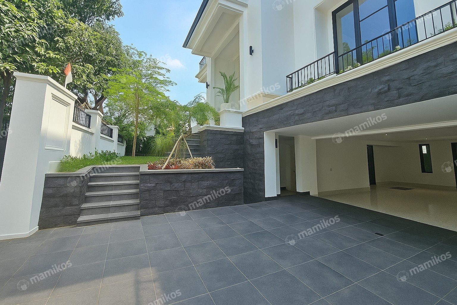 Rumah Sertifikat SHM 6 Kamar Tidur 6 Kamar Mandi Kemang Jakarta Selatan