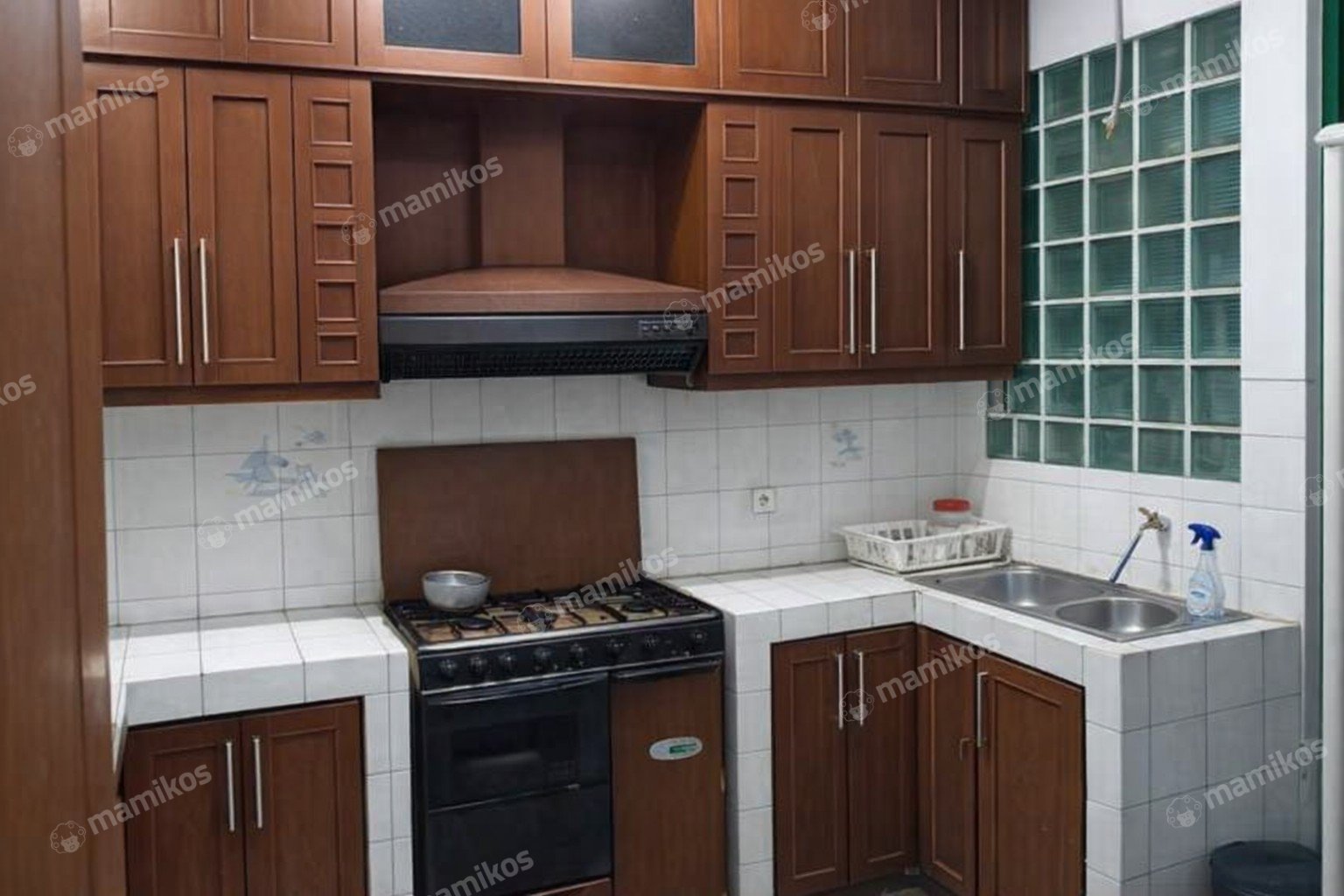 Rumah Sertifikat SHM 6 Kamar Tidur 5 Kamar Mandi Kembangan Jakarta Barat