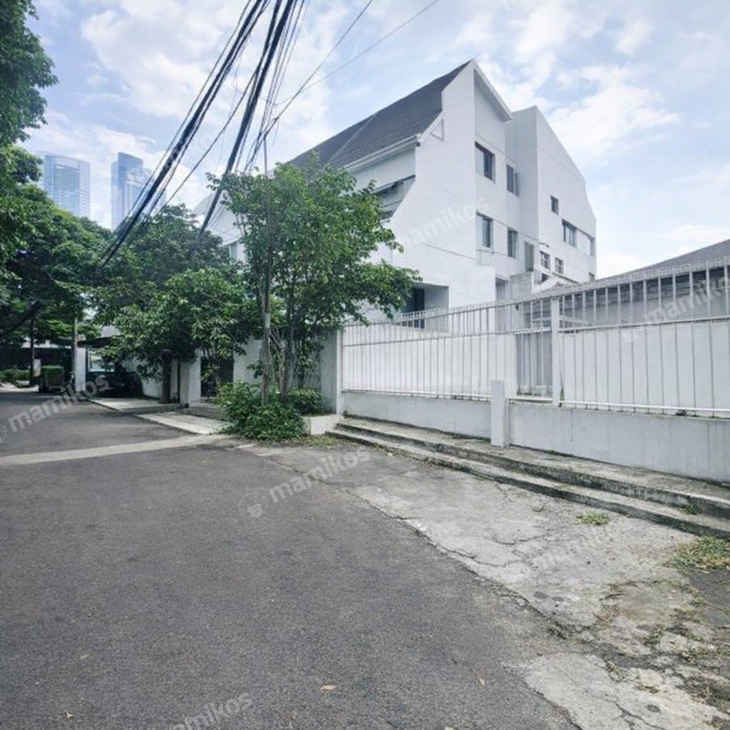 Rumah Sertifikat SHM 1 Kamar Tidur 1 Kamar Mandi Kebayoran Baru Jakarta Selatan - Photo 3