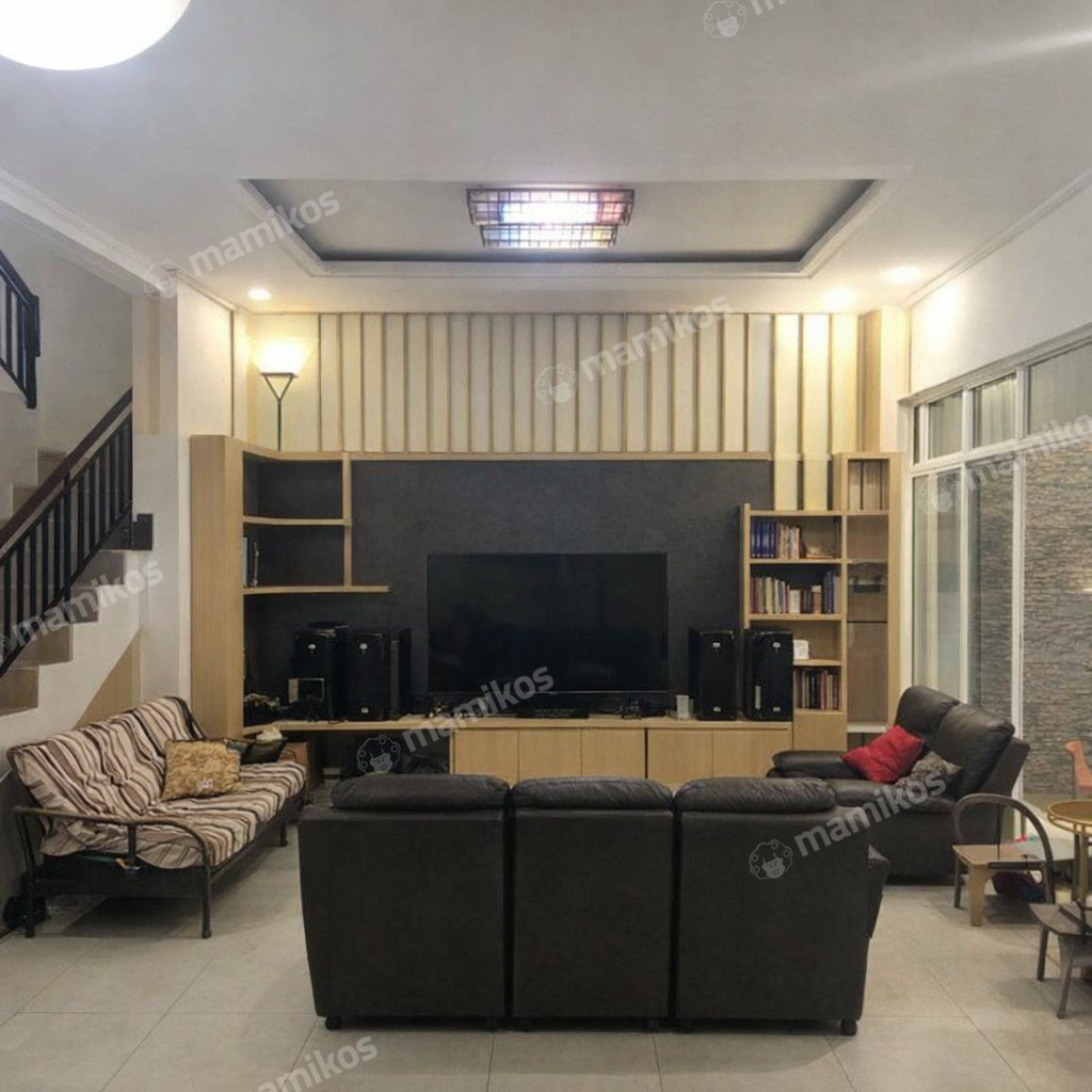 Rumah Sertifikat SHM 4 Kamar Tidur 3 Kamar Mandi Kebon Jeruk Jakarta Barat - Photo 2