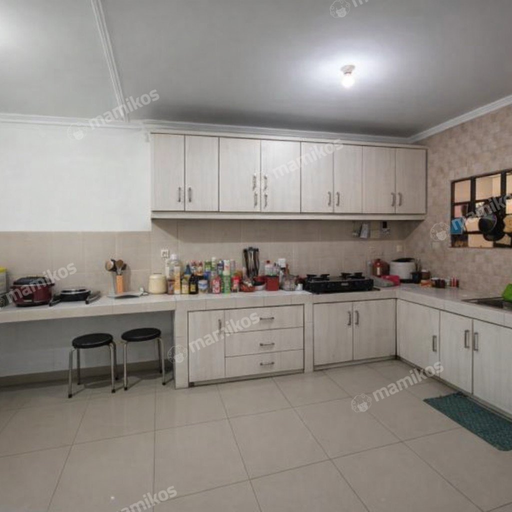 Rumah 6 Kamar Tidur 5 Kamar Mandi 2 Lantai Sunter Jakarta Utara - Photo 5