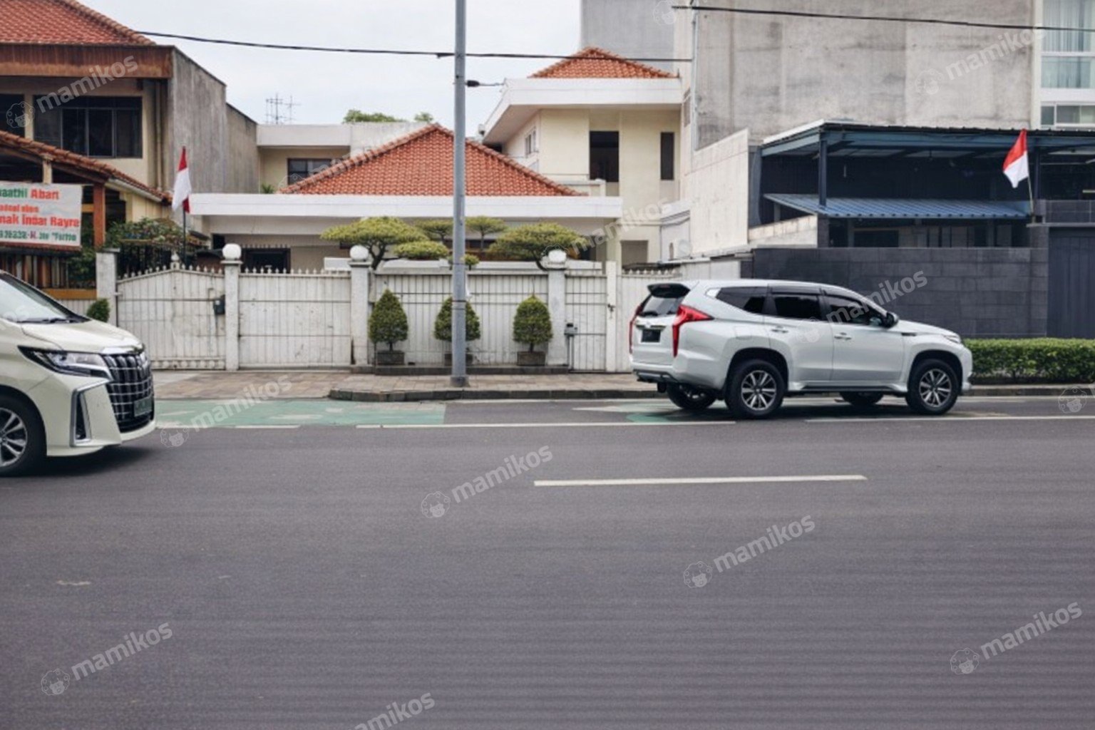 Rumah Sertifikat SHM 4 Kamar Tidur 3 Kamar Mandi Senopati Jakarta Selatan - Photo 5